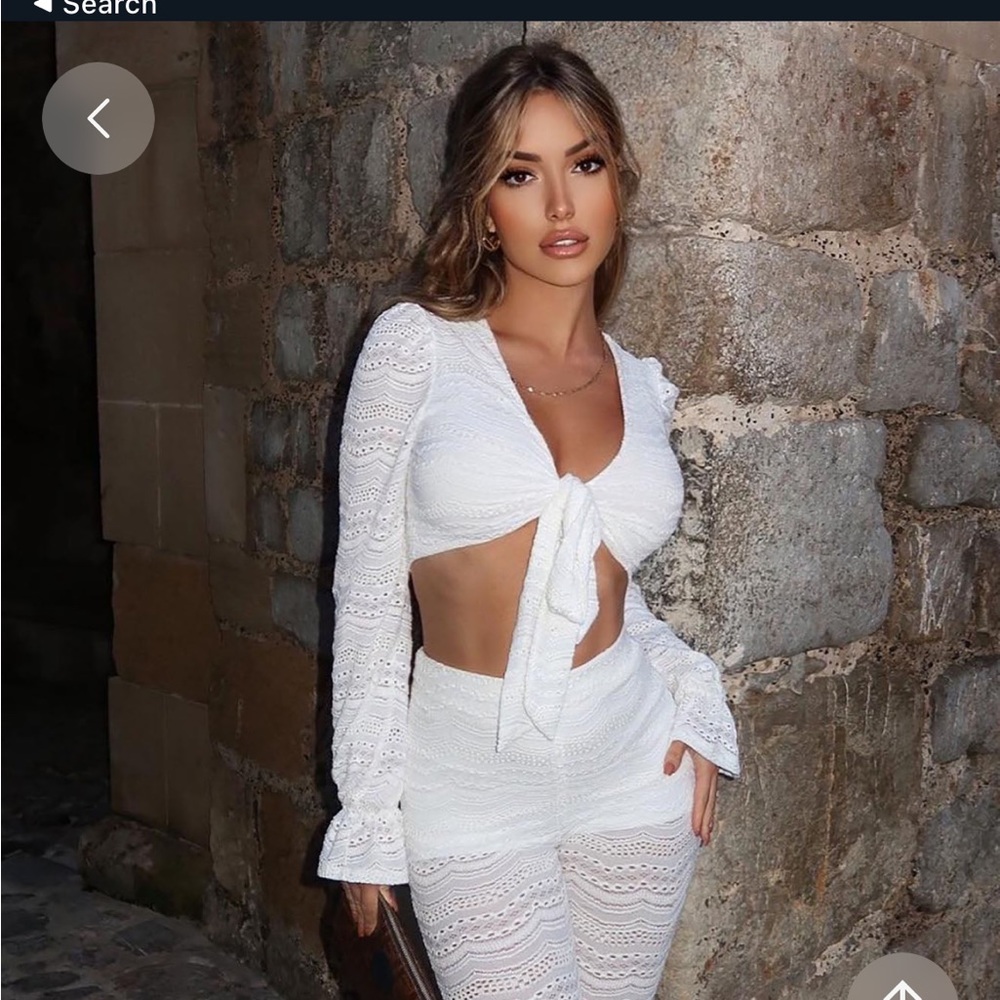 White lace tie up crop top